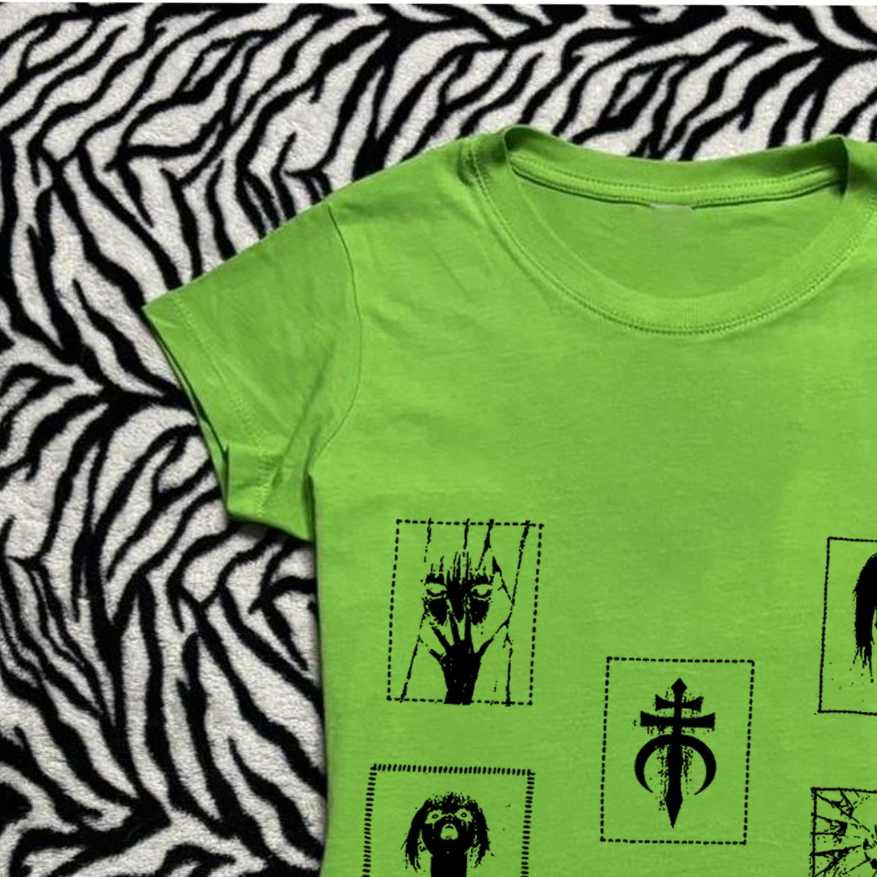 Top Cropped Feminino Vintage A - Y2K Graphic Baby Tee Crop avaliação e preço